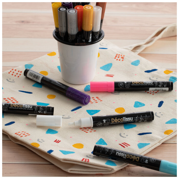 White DecoFabric Paint Marker Hobby Lobby 1942838
