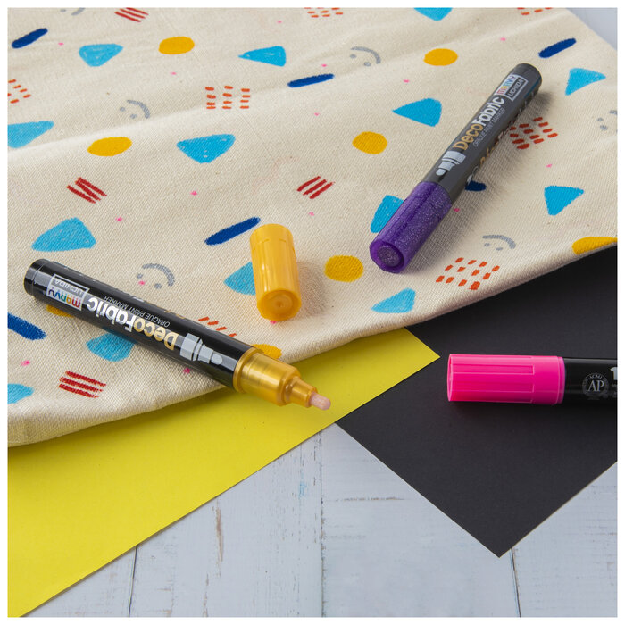 Gold DecoFabric Paint Marker Hobby Lobby 1942762